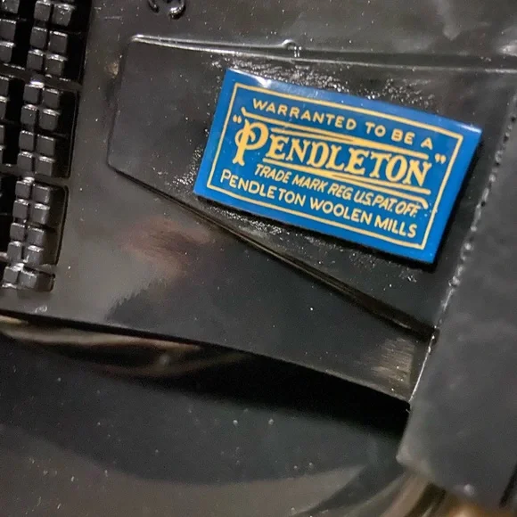 Pendleton rain boots.  Pre owned. As is - Picture 3 of 6